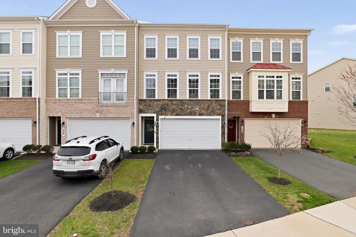 206 Miles Hawk Ter, Purcellville, VA 20132 - #1