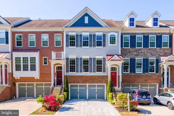 43583 White Cap Ter, CHANTILLY, VA 20152