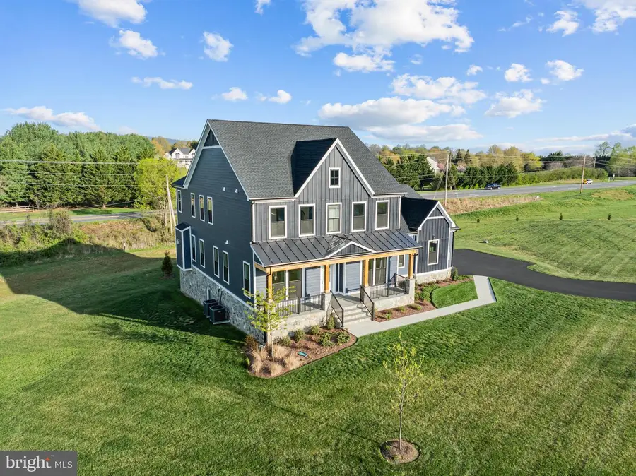 14733 Fordson Ct, Waterford, VA 20197 - #2