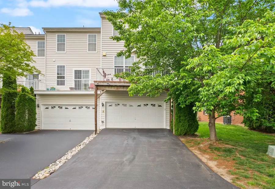 23128 Dunlop Heights Ter, Ashburn, VA 20148 - #2