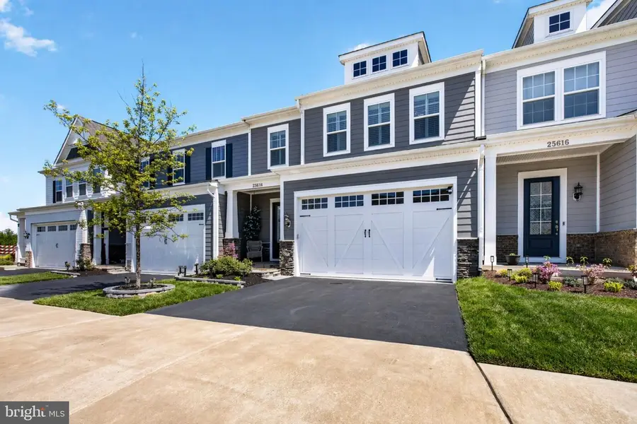 25614 Preston Park Ter, Chantilly, VA 20152 - #2