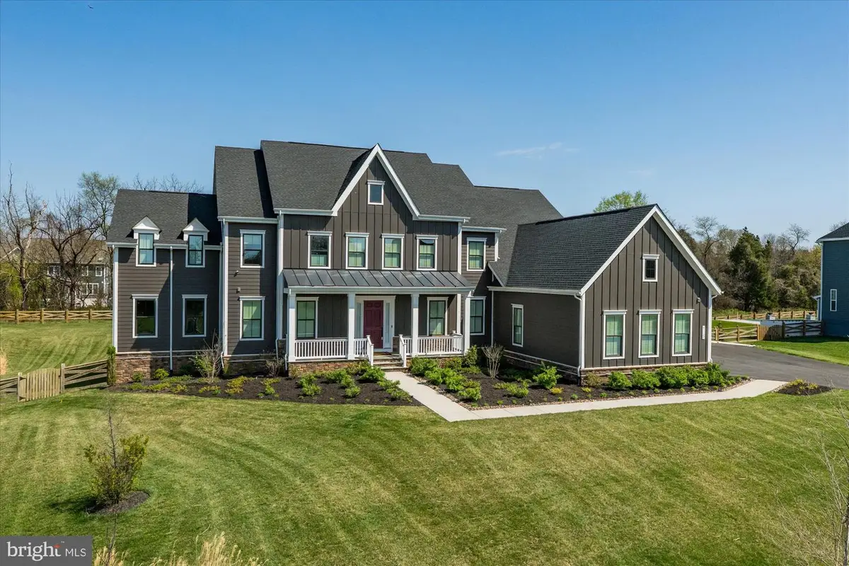 41122 Clearfield Meadow Dr, Aldie, VA 20105 - #1