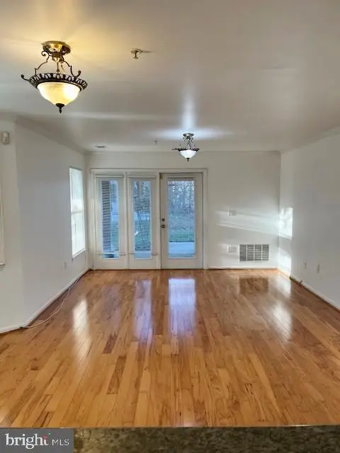 44104 Natalie Ter #101, Ashburn, VA 20147 - #3