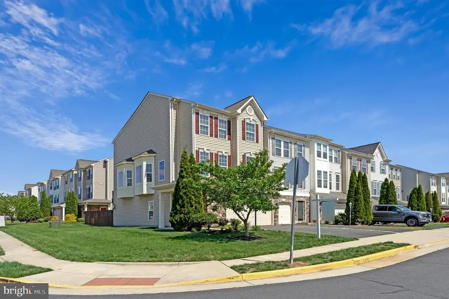 42468 Franklin Benjamin Ter, Broadlands, VA 20148 - #2