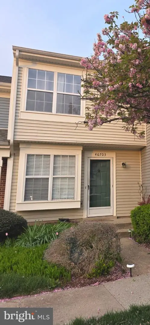 46703 Atwood Sq, Sterling, VA 20164 - #1