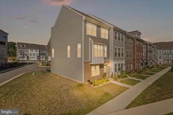 24190 Kilbride Ter, STERLING, VA 20166