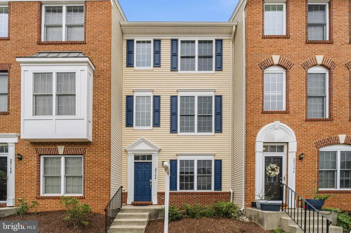 25154 Monteith Ter, Chantilly, VA 20152 - #1