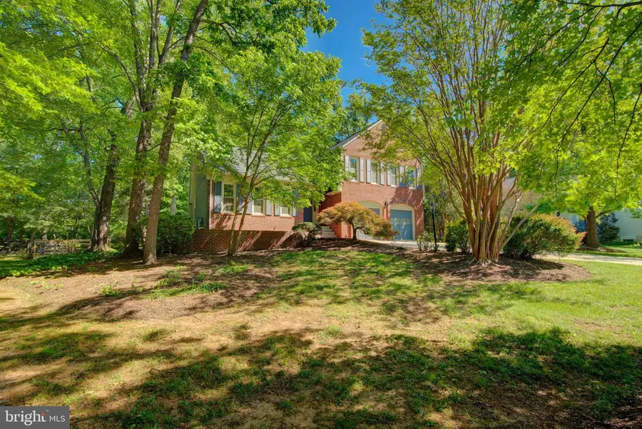 44 Carrollton Rd, Sterling, VA 20165 - #2