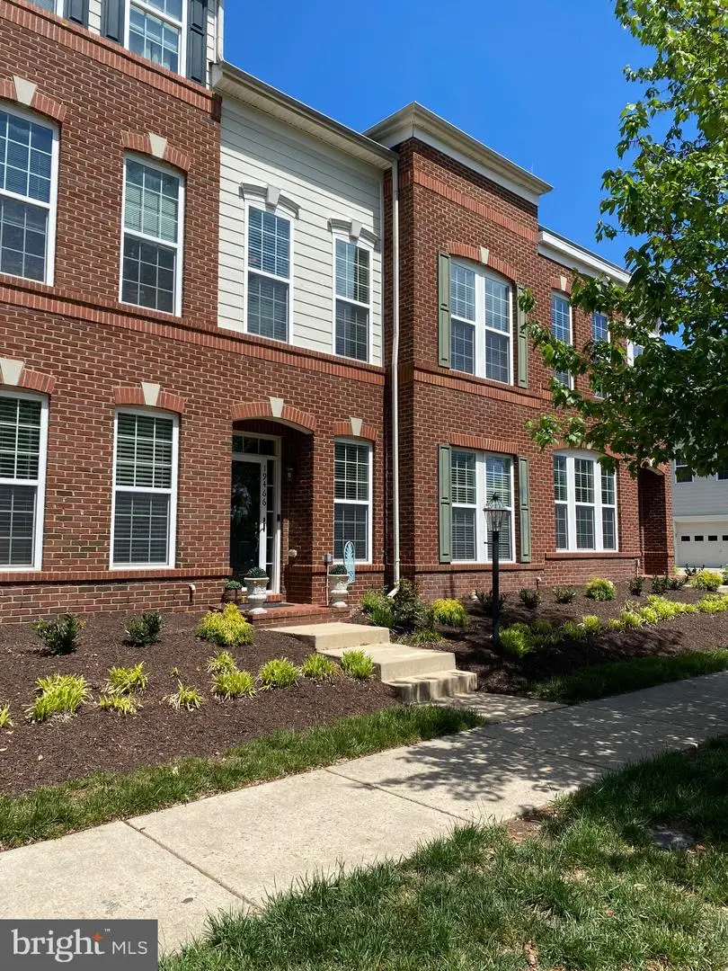 19466 Front St, Leesburg, VA 20176 - #1
