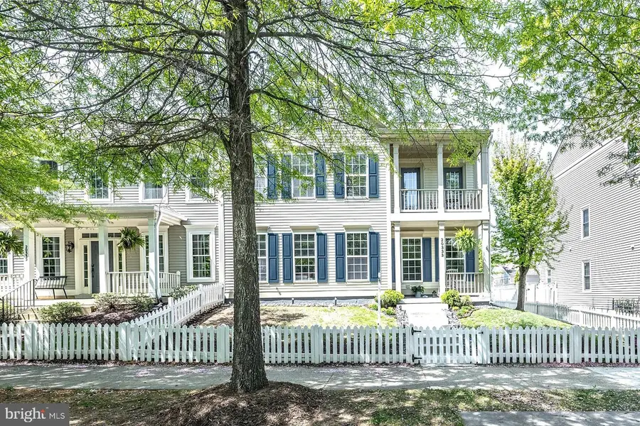 20333 Charter Oak Dr, Ashburn, VA 20147 - #2