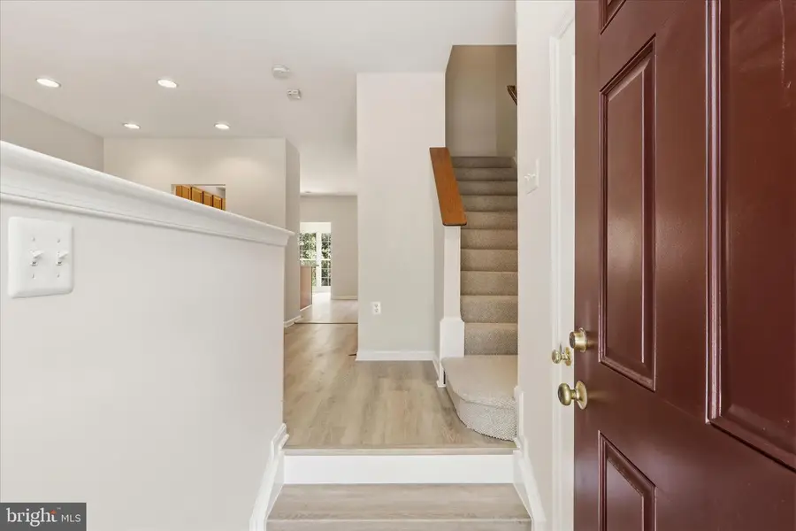 45618 Grand Central Sq, Sterling, VA 20166 - #3