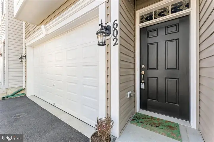 602 Savile Row Ter, Purcellville, VA 20132 - #2