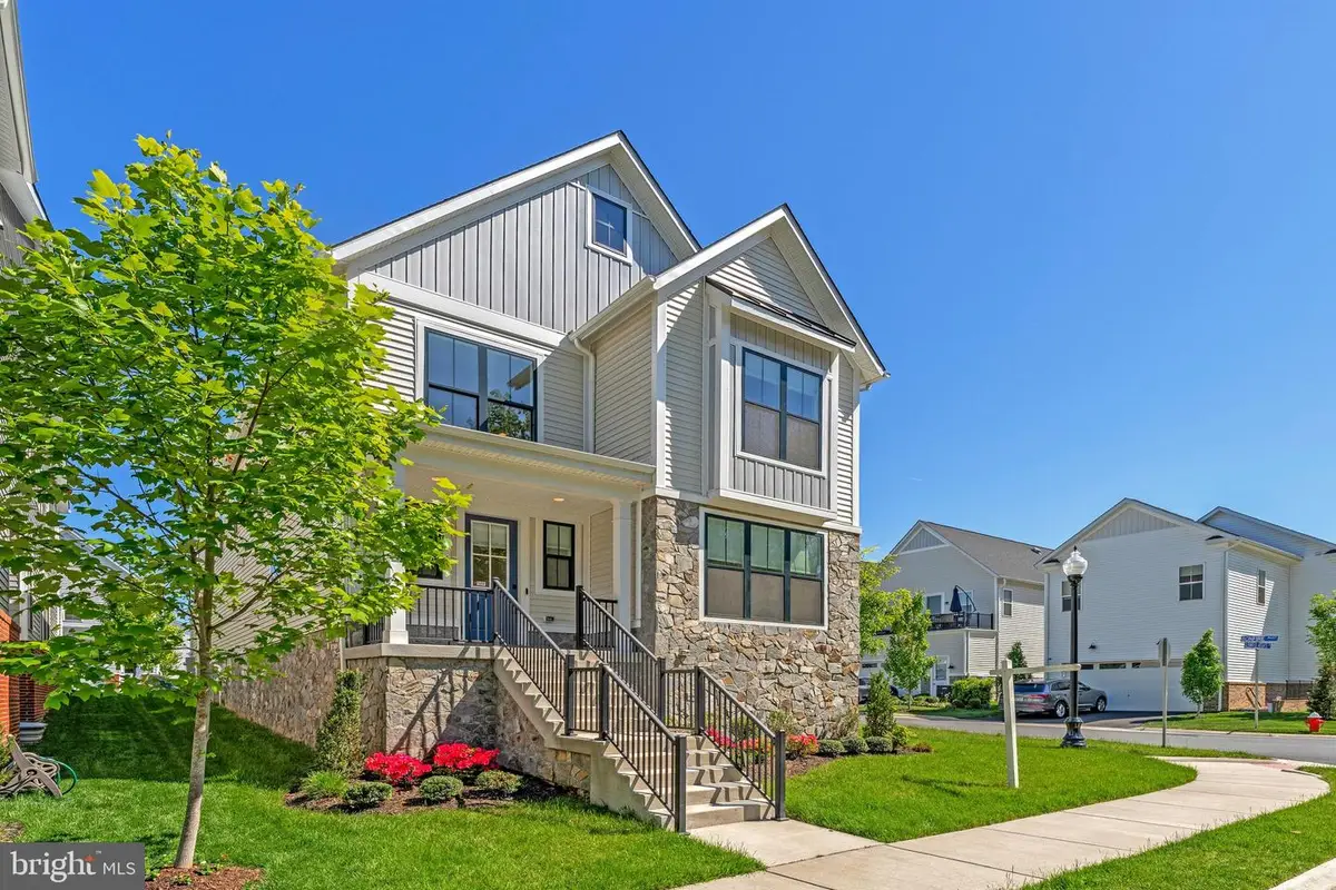23099 Glenwood Heights Cir, Brambleton, VA 20148 - #1