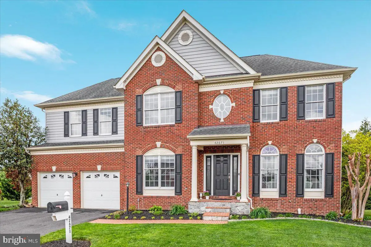42671 Leaflet Ln, Chantilly, VA 20152 - #1