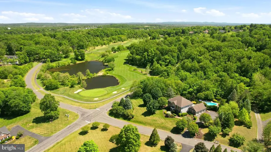 35191 Dornoch Ct, Round Hill, VA 20141 - #2