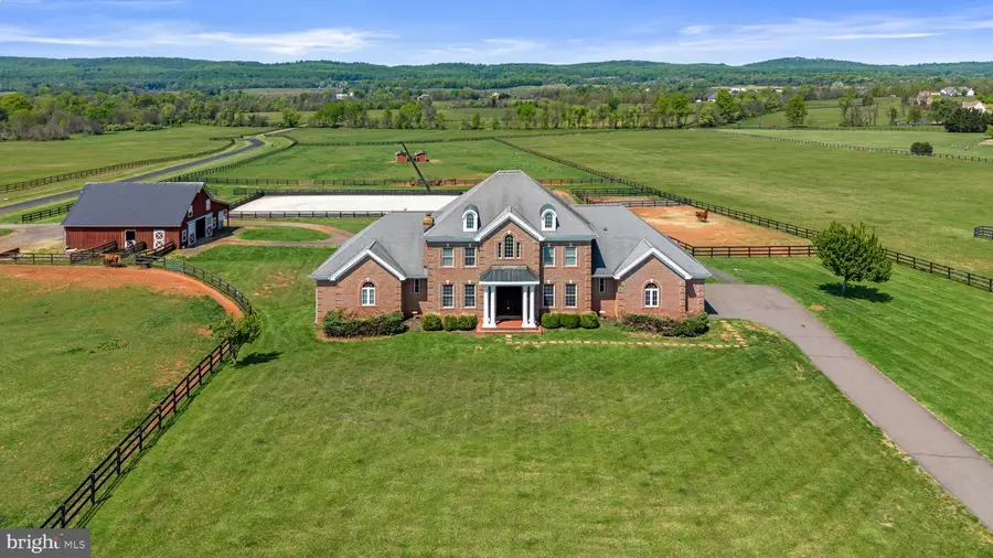 15145 Lees Crossing Ln, Leesburg, VA 20176 - #2
