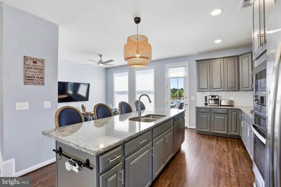 42321 Alder Forest Ter, Sterling, VA 20166 - #3