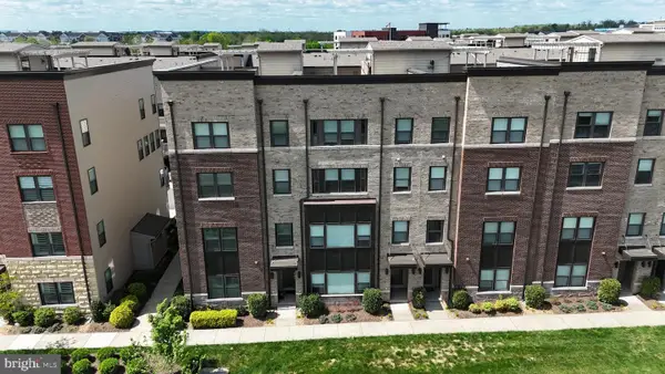 44824 Tiverton Sq, ASHBURN, VA 20147