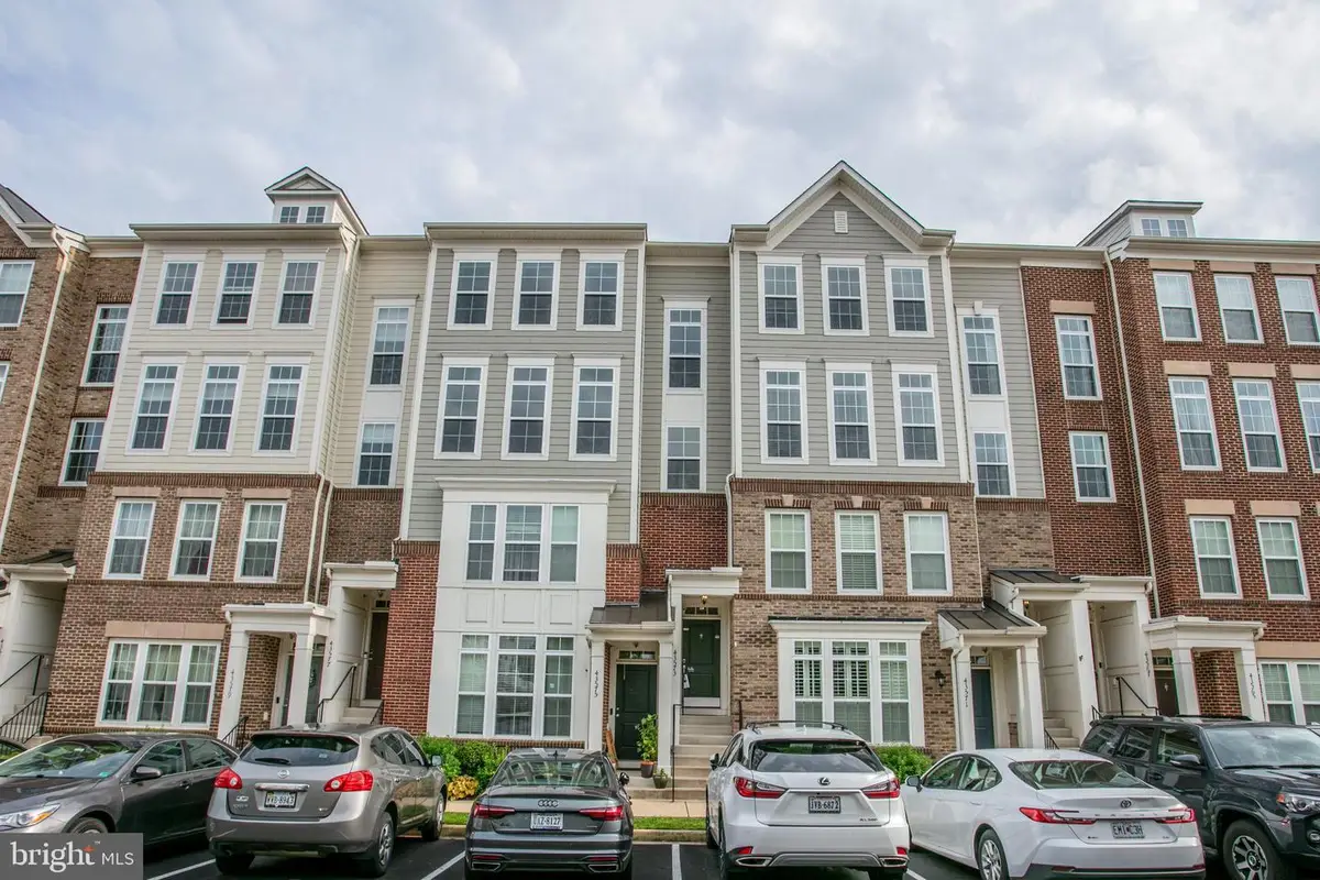 43573 Helmsdale Ter, Chantilly, VA 20152 - #1