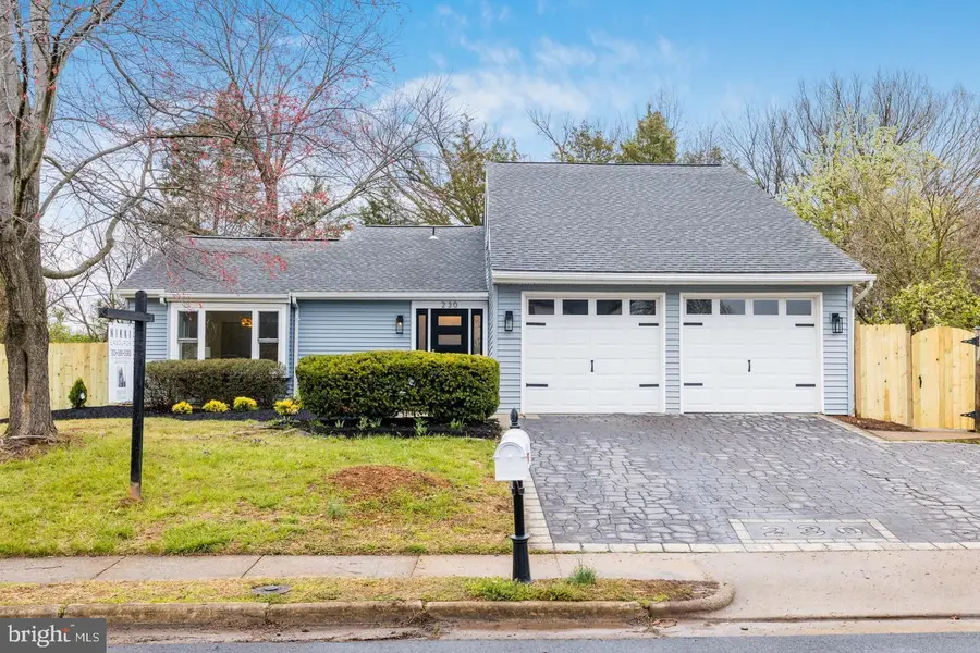 230 E Juniper Ave, Sterling, VA 20164 - #3