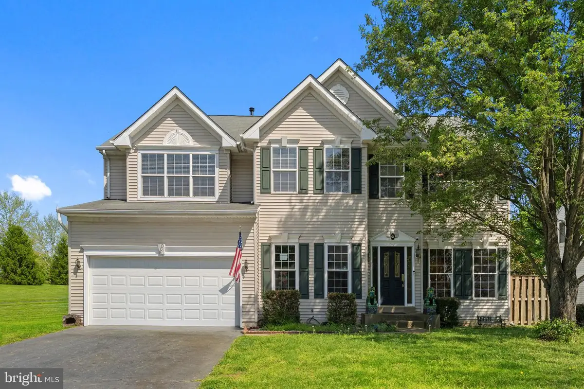800 Valley Springs Dr, Purcellville, VA 20132 - #1