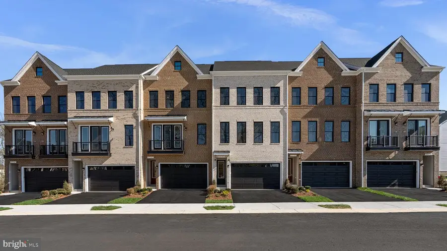 42143 Picasso Sq #homesite 4527, Ashburn, VA 20148 - #2