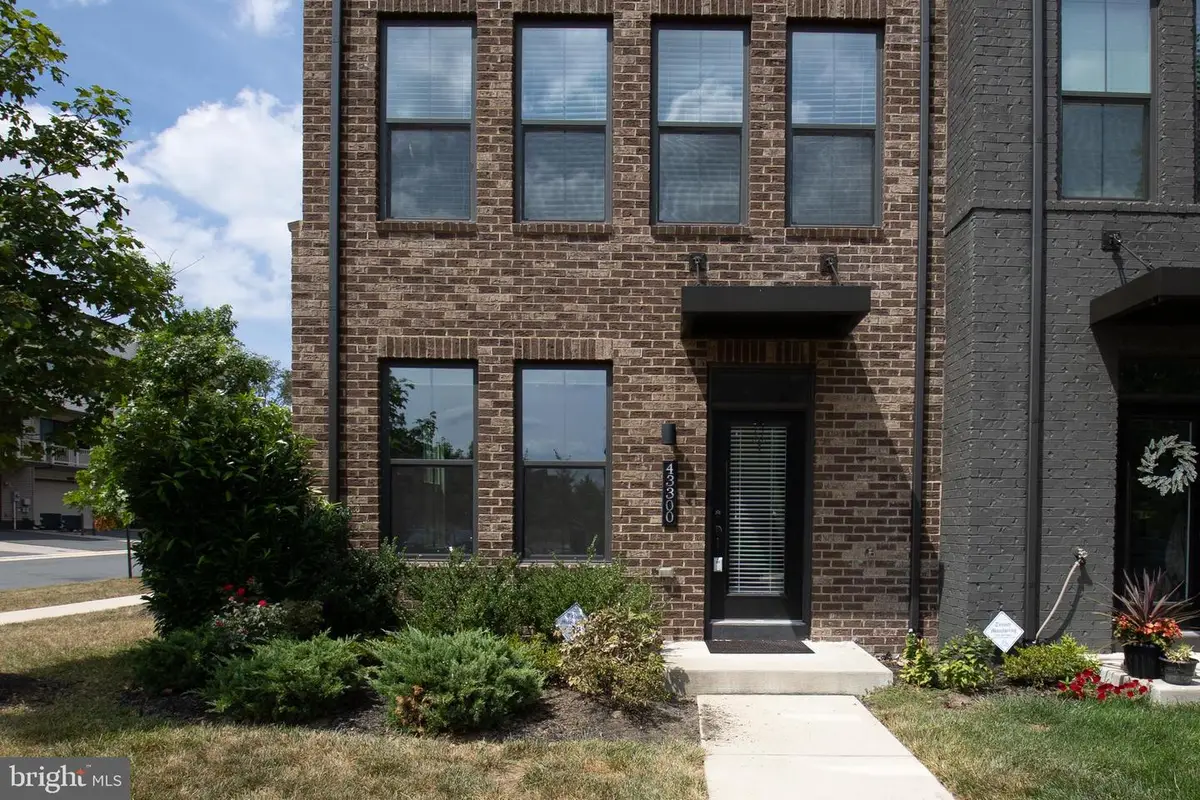 43300 John Michael Ter, Ashburn, VA 20148 - #1