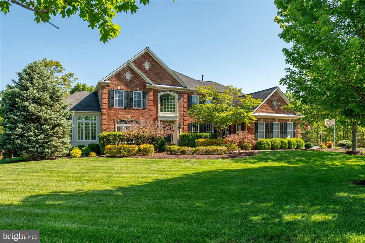 25777 Phar Lap Ct, Chantilly, VA 20152 - #1