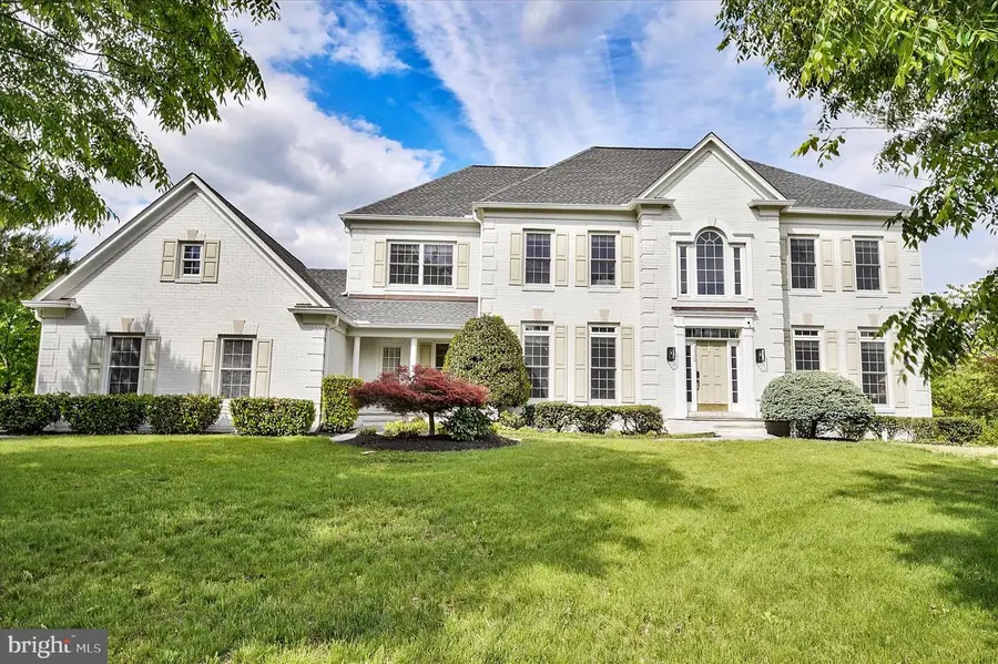 43820 Churchill Glen Dr, Chantilly, VA 20152 - #2