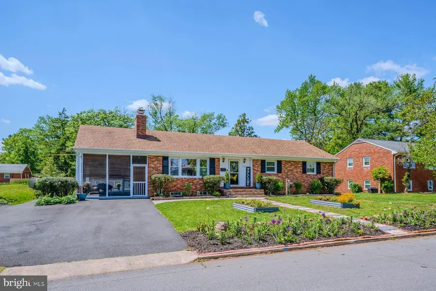 707 Wage Dr Sw, Leesburg, VA 20175 - #2