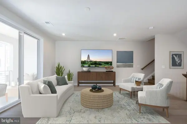 22109 Midmoore Dr, ASHBURN, VA 20148