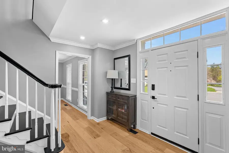 21247 Smokehouse Ct, Ashburn, VA 20147 - #2