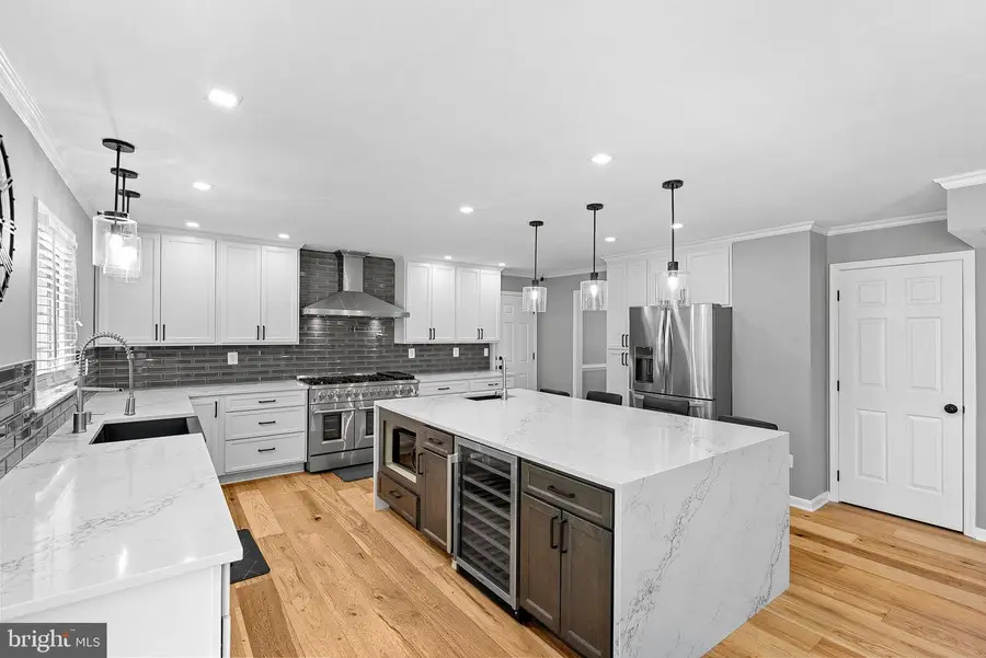 21247 Smokehouse Ct, Ashburn, VA 20147 - #3