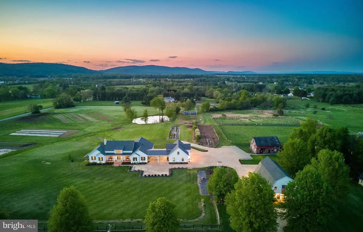 37370 Allder School Rd, Purcellville, VA 20132 - #1