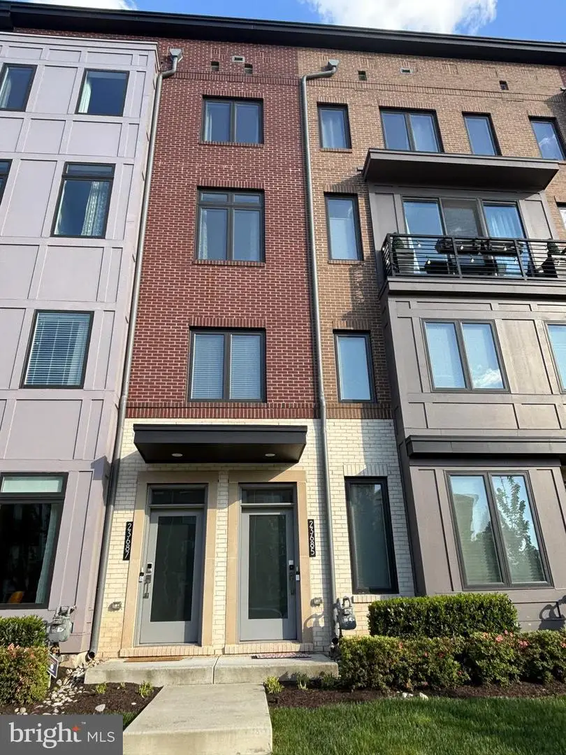 23685 Hopewell Manor Ter, Ashburn, VA 20148 - #1