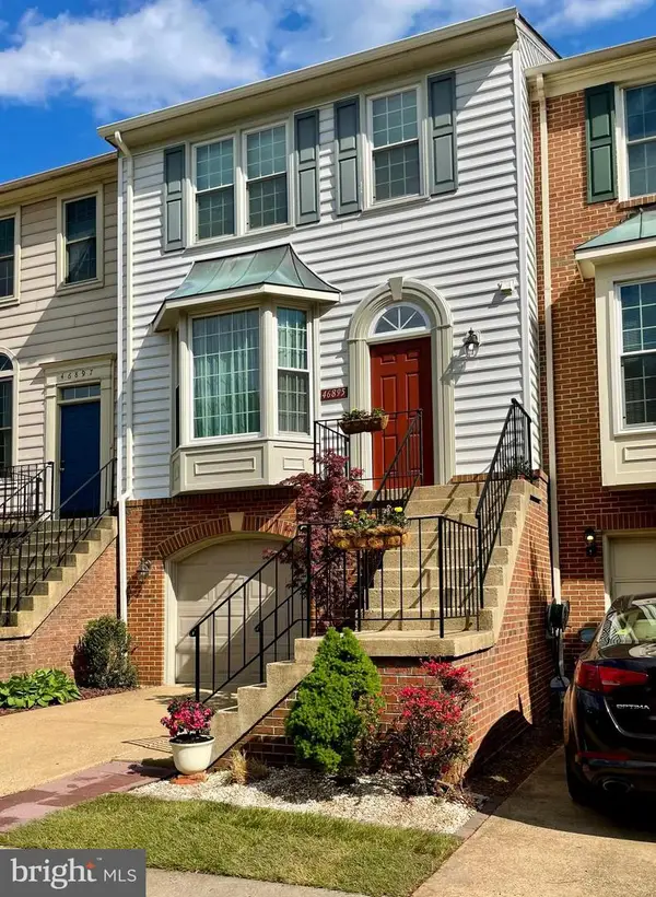 46895 Rabbitrun Ter, STERLING, VA 20164