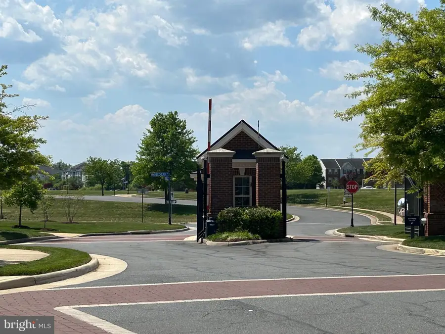 44605 York Crest Terrace #300, Ashburn, VA 20147 - #3