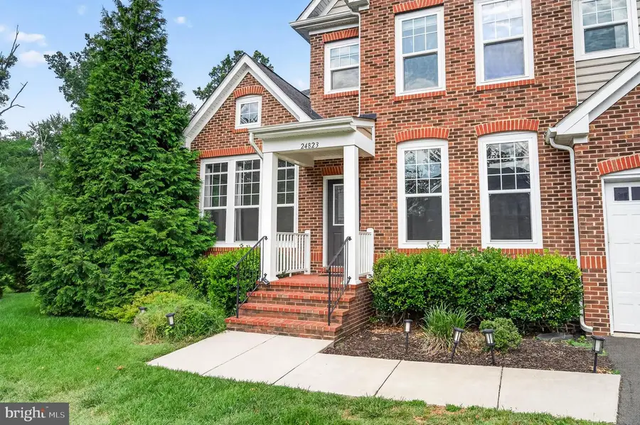 24823 Barrington Grove Ct, Aldie, VA 20105 - #2