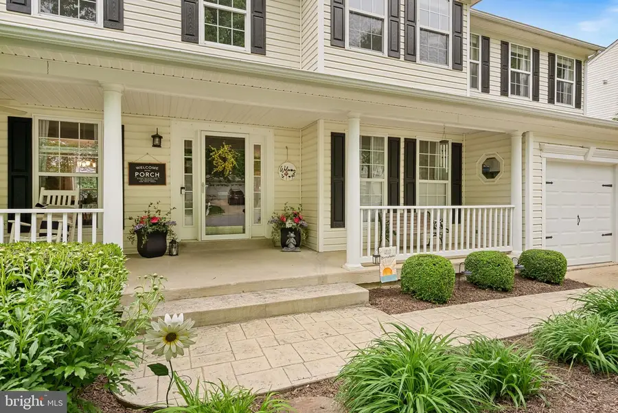 312 Locust Grove Dr, Purcellville, VA 20132 - #3