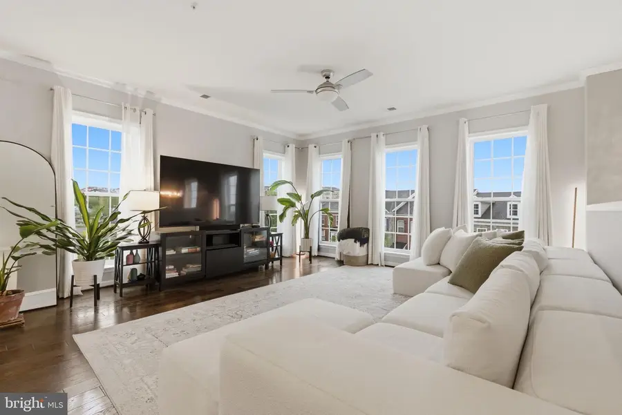 20718 Erskine Ter, Ashburn, VA 20147 - #2