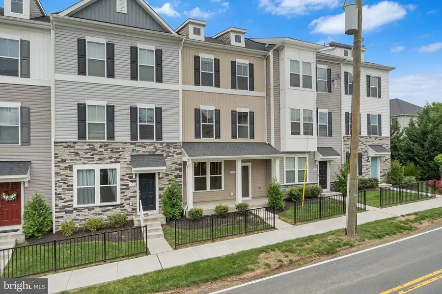 43733 Hay Rd, Ashburn, VA 20147 - #2