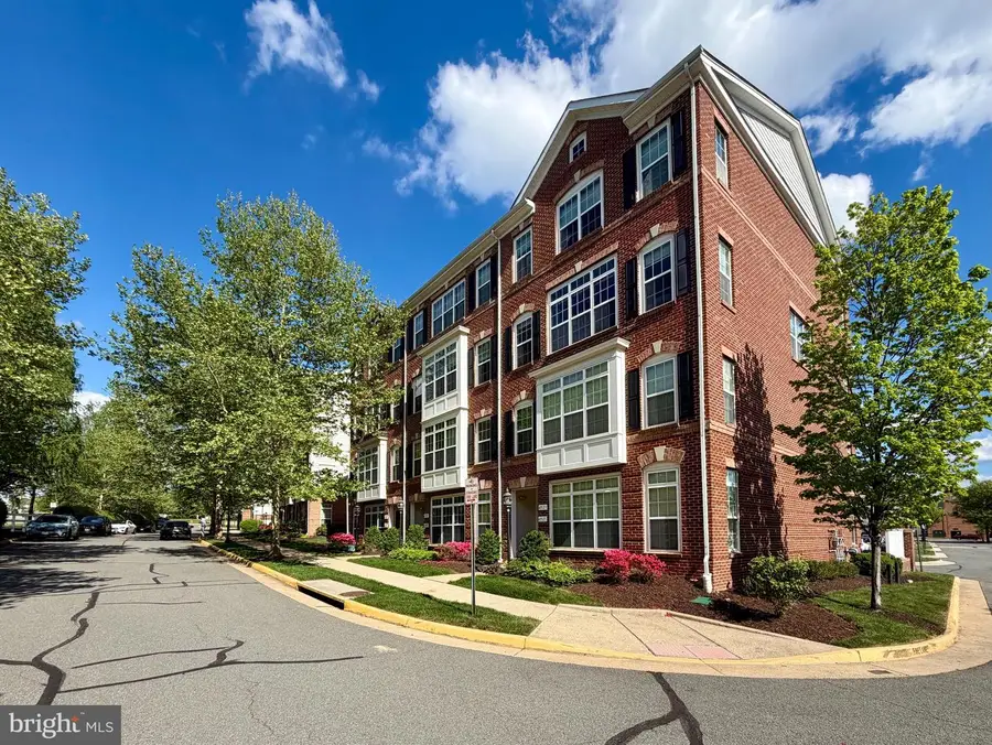 43523 Mahala St, Leesburg, VA 20176 - #2
