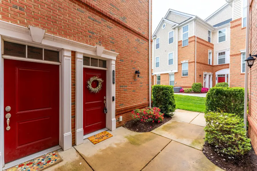 23266 Southdown Manor Ter #105, Ashburn, VA 20148 - #3