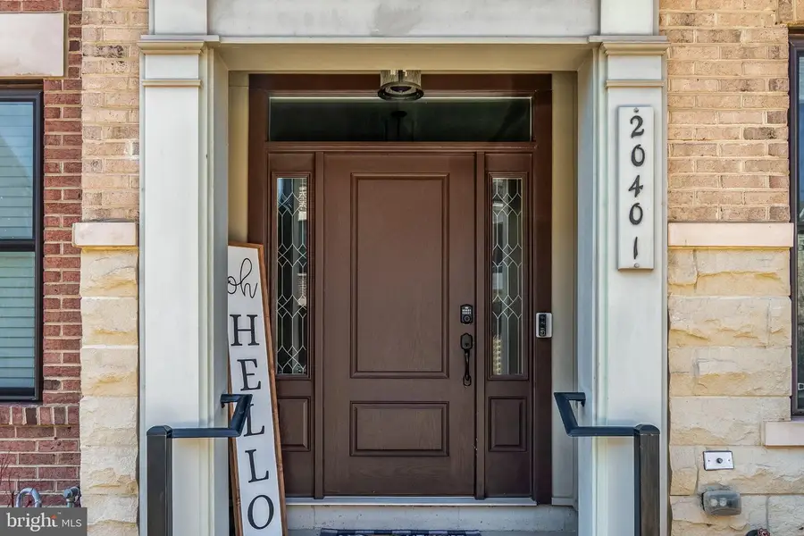 20401 Codman Dr, Ashburn, VA 20147 - #2