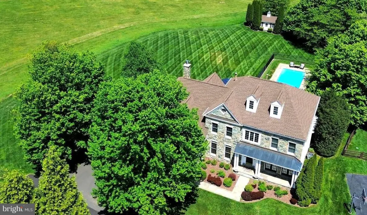 24266 Sunny Meadow Ln, Aldie, VA 20105 - #1