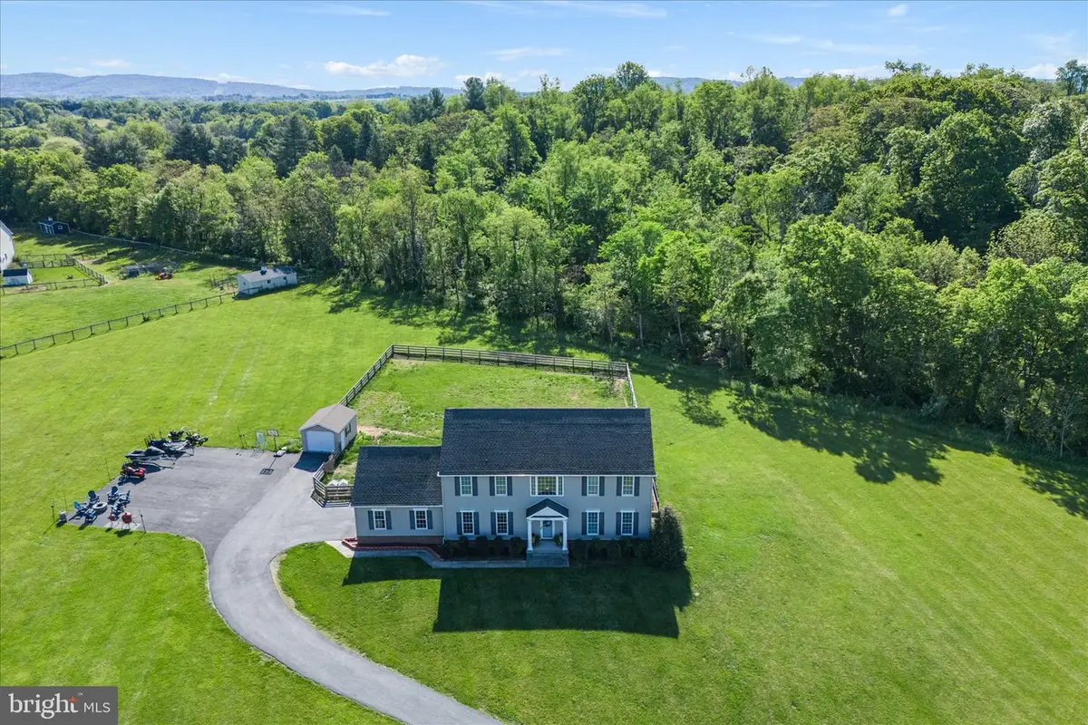 11908 Stonehouse View Ct, Lovettsville, VA 20180 - #1