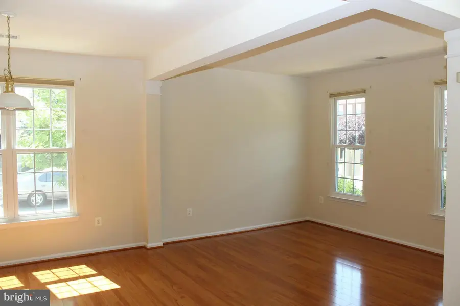 20965 Kittanning Ln, Ashburn, VA 20147 - #2