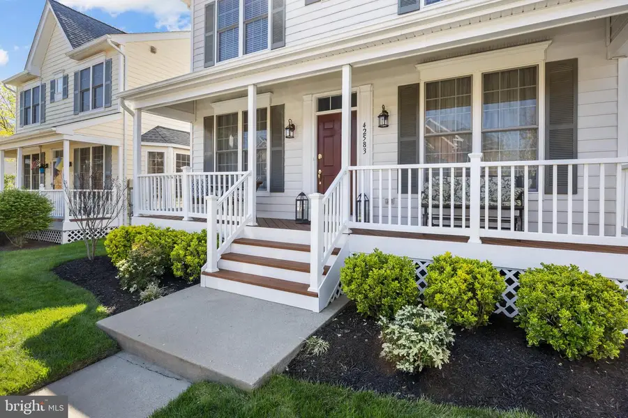 42583 Pelican Dr, Chantilly, VA 20152 - #2