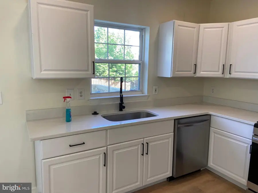 42888 Golf View Dr, Chantilly, VA 20152 - #3