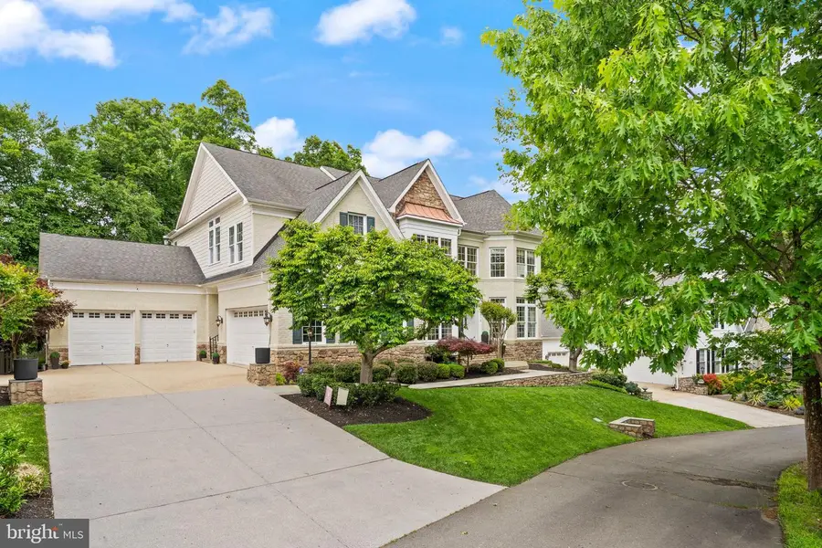 18919 Canoe Landing Ct, Leesburg, VA 20176 - #2